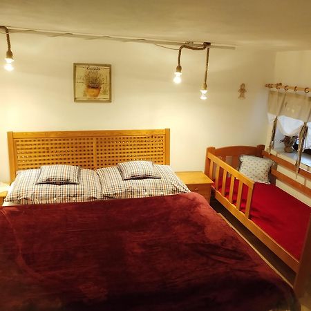Farma Ranch Jelemek Apartman Nebahovy Kültér fotó