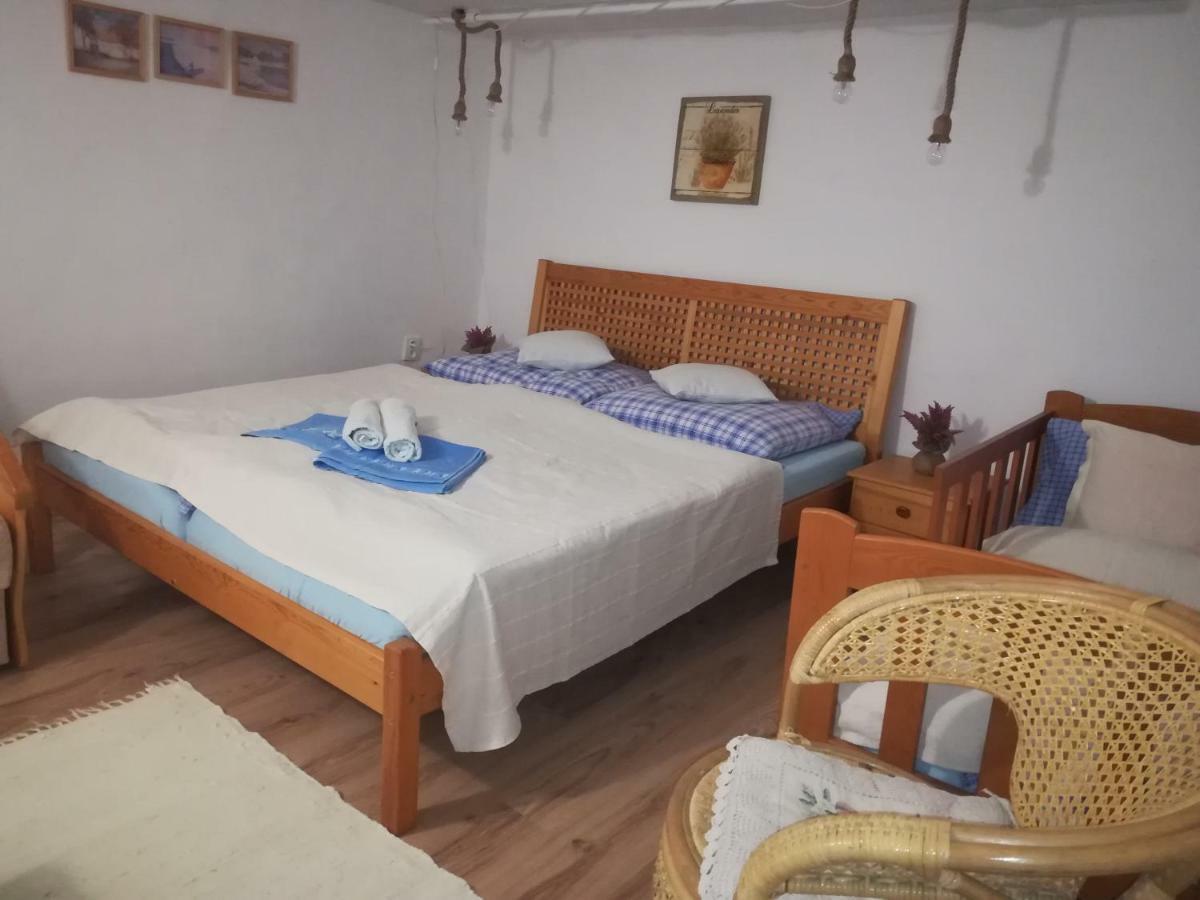 Farma Ranch Jelemek Apartman Nebahovy Kültér fotó